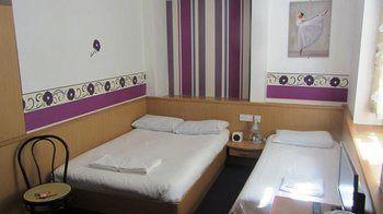 Montana Excel Hotel London Bagian luar foto